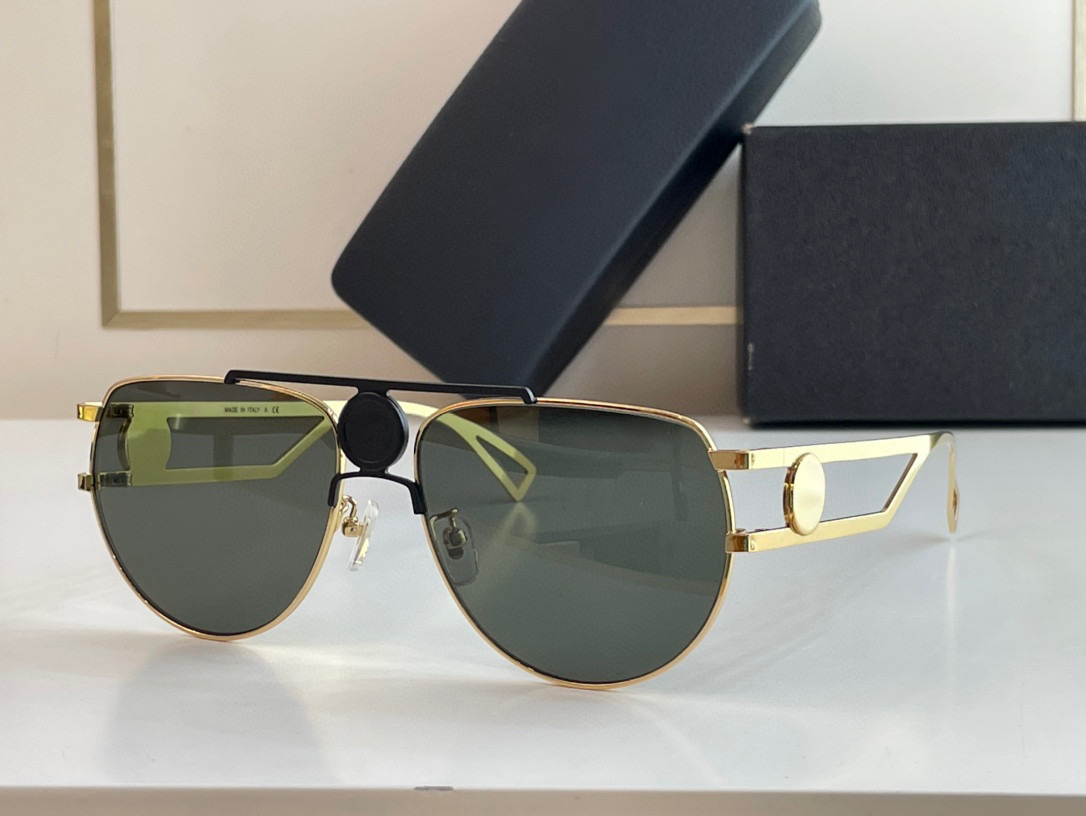 Designer Sunglasses Mens 1269 NEW Fashion Retro Summer Anti-Ultraviolet Random Box
Designer Sunglasses Mens 1269 NEW Fashion Retro Summer Anti-Ultraviolet Random Box