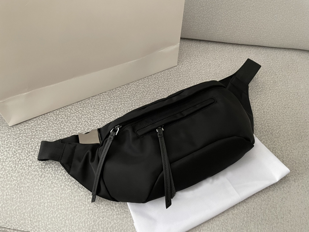 Womens Fashion Nylon Waist Bag Men Casual Belt Bags Zipper Chest Fanny Pack Mens Black Bumbag Leather Crossbody Sport Fannypacks For Women prad
Womens Fashion Nylon Waist Bag Men Casual Belt Bags Zipper Chest Fanny Pack Mens Black Bumbag Leather Crossbody Sport Fannypacks For Women prad