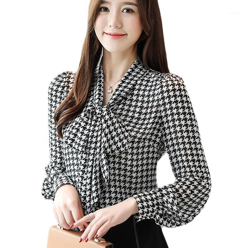 Vintage Plaid Women Blouses Long Sleeve V-neck Bow Lace-up Korean Chiffon Blouse Shirts Plus Size Tops Blusas Mujer Women, Photo color
Vintage Plaid Women Blouses Long Sleeve V-neck Bow Lace-up Korean Chiffon Blouse Shirts Plus Size Tops Blusas Mujer Women, Photo color