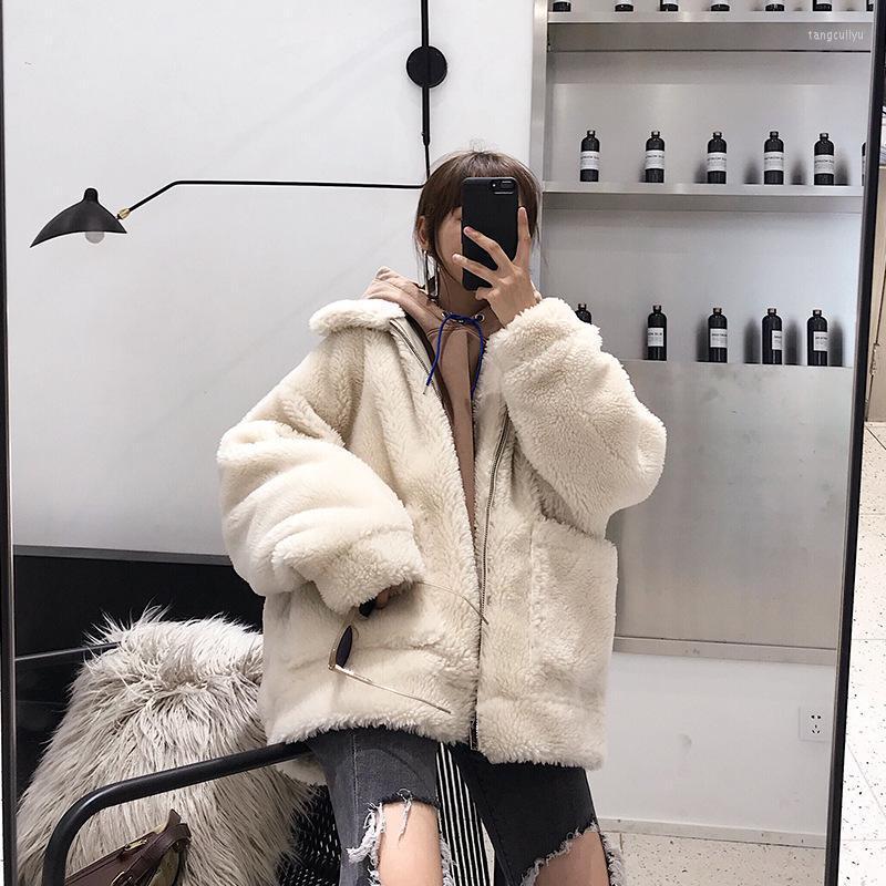 Women' Fur & Faux 2022 Winter Casual Fashion Sheep Shearing Coat Thickened Warmth Lamb Wool Female Large Grain Fleece, Beige
Women' Fur & Faux 2022 Winter Casual Fashion Sheep Shearing Coat Thickened Warmth Lamb Wool Female Large Grain Fleece, Beige