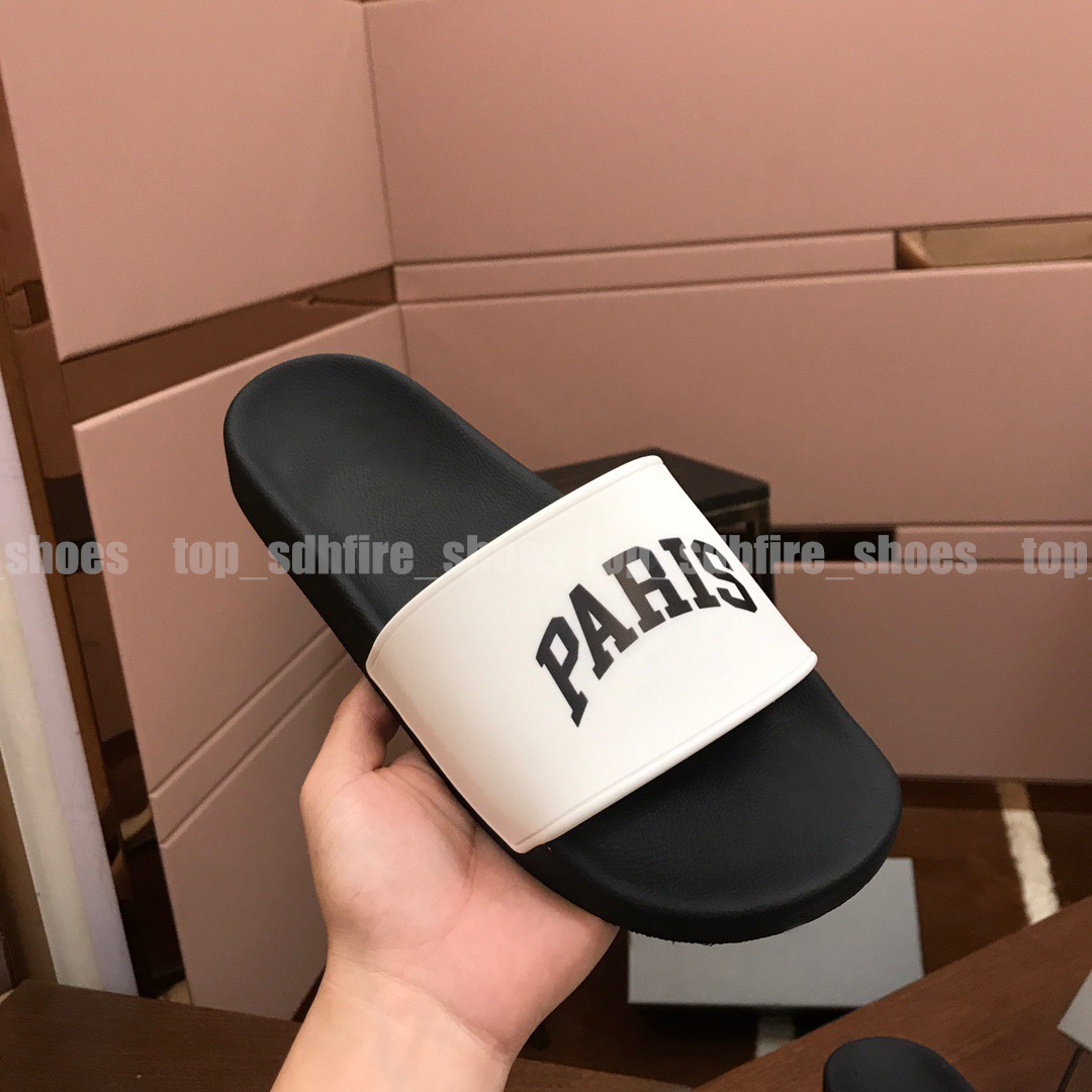2023 NEW men women designer slippers summer pool slides Black Green White Cool Grey Beige Blue soft Pink Yellow Red mens Rubber sandals, Bl-17
2023 NEW men women designer slippers summer pool slides Black Green White Cool Grey Beige Blue soft Pink Yellow Red mens Rubber sandals, Bl-17