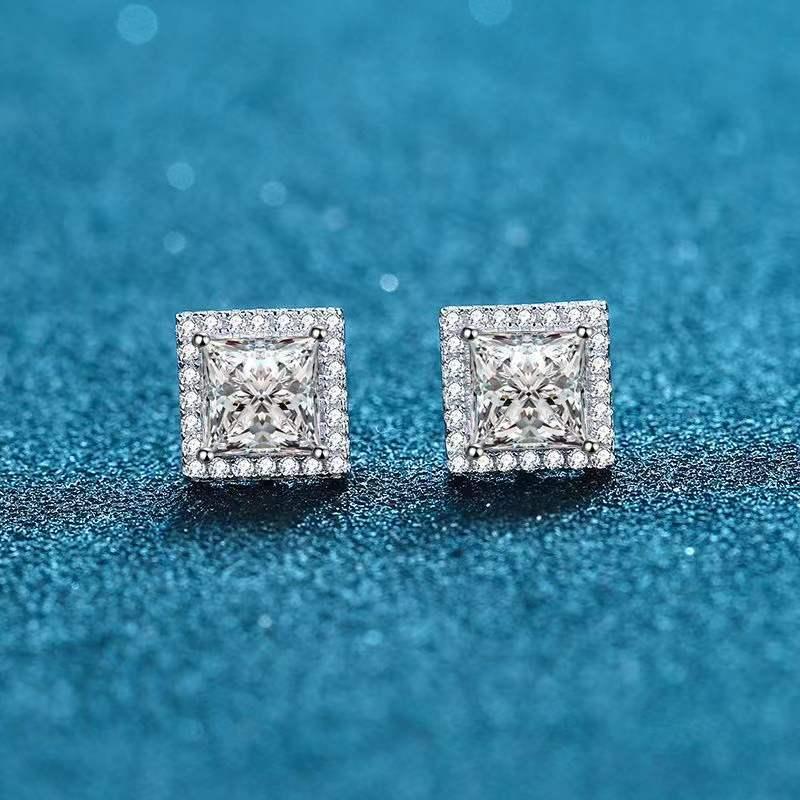 Stud Trendy 1-2ct D Color VVS1 Princess Square Moissanite Earrings Women 925 Sterling Silver Pass Diamond With Gra GiftStudStud
Stud Trendy 1-2ct D Color VVS1 Princess Square Moissanite Earrings Women 925 Sterling Silver Pass Diamond With Gra GiftStudStud
