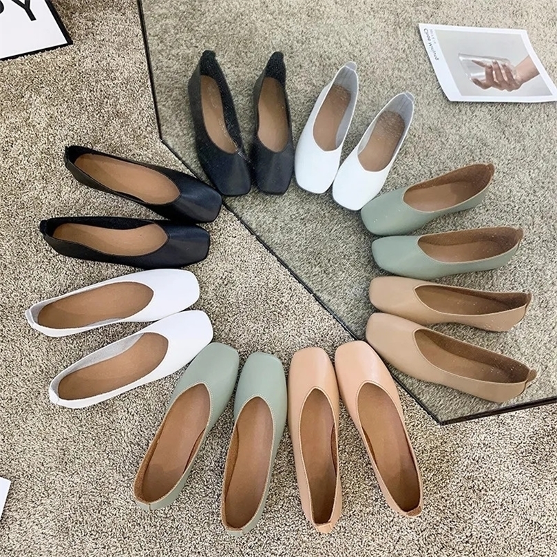 Classics Candy Color Soft PU Leather Loafers Women Fashion Casual Square Toe Mules Shoes Slip On Comfort Retro Ballet Flats 220616, Khaki
Classics Candy Color Soft PU Leather Loafers Women Fashion Casual Square Toe Mules Shoes Slip On Comfort Retro Ballet Flats 220616, Khaki
