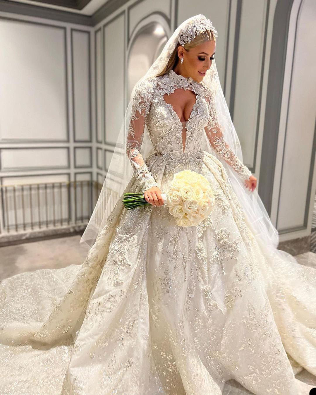 3D Floral Appliques A Line Wedding Dress High Neck Long Sleeves Vestido Casamento Lace Beads Flowers Bridal Gowns