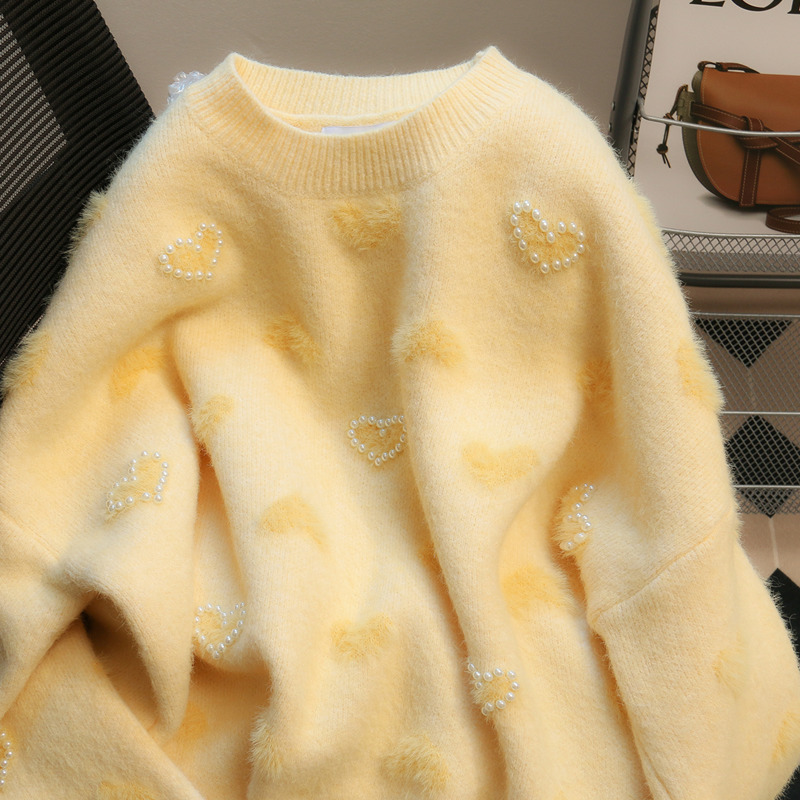 Womens Yellow Pearl Heart Sweater Autumn Winter Loose Knitted Pullover Korean Version Oversized Knit Sweater Top Long Sleeves 220817