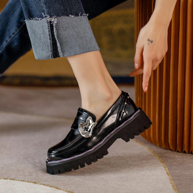 Dress Shoes British Style Small Leather Women's Spring And Autumn Patent Slip-on Platform Loafers Women'sDress, Black
Dress Shoes British Style Small Leather Women's Spring And Autumn Patent Slip-on Platform Loafers Women'sDress, Black