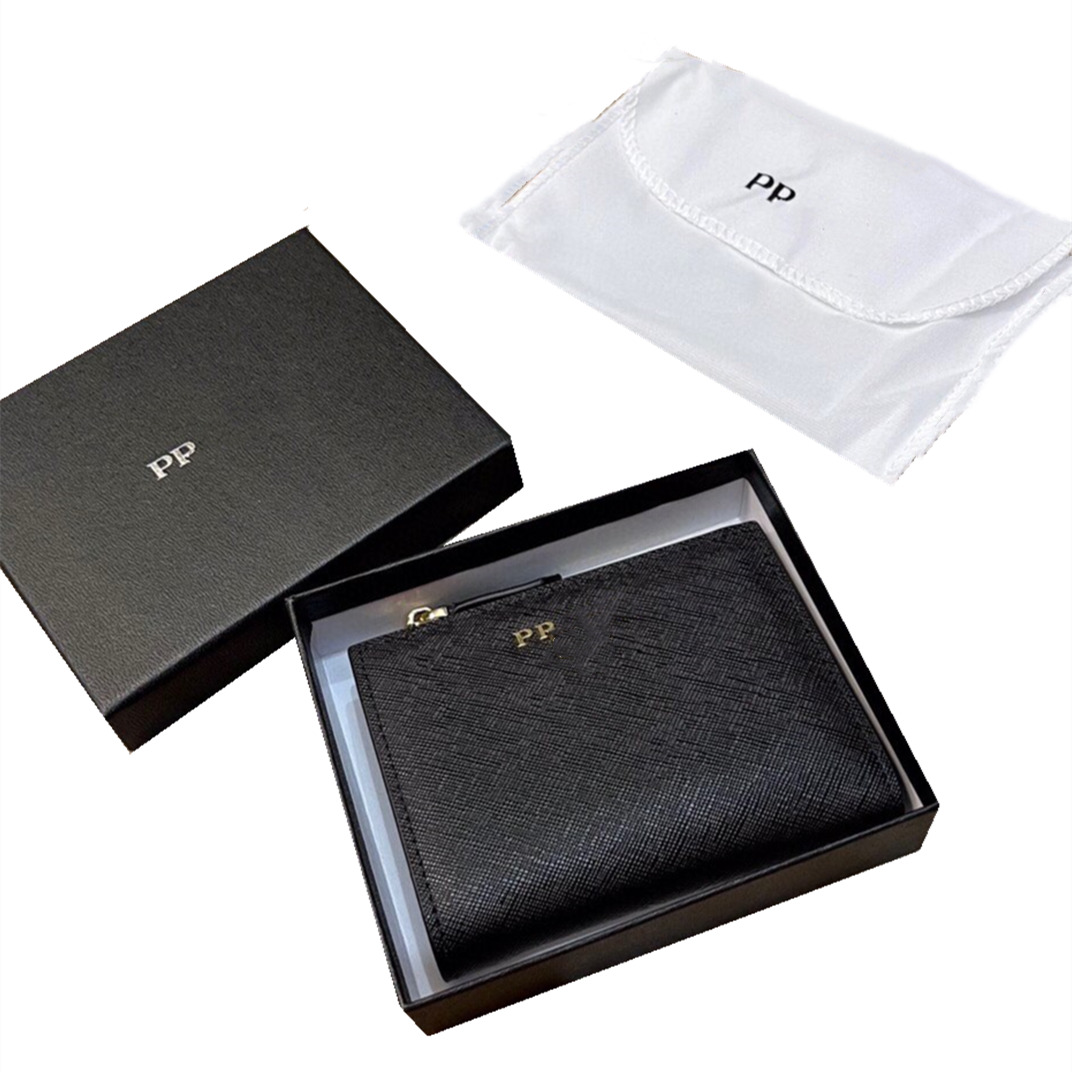 new fashion Card Holders caviar woman mini wallet Designer pure color genuine leather Pebble texture luxury Black wallet with box
new fashion Card Holders caviar woman mini wallet Designer pure color genuine leather Pebble texture luxury Black wallet with box