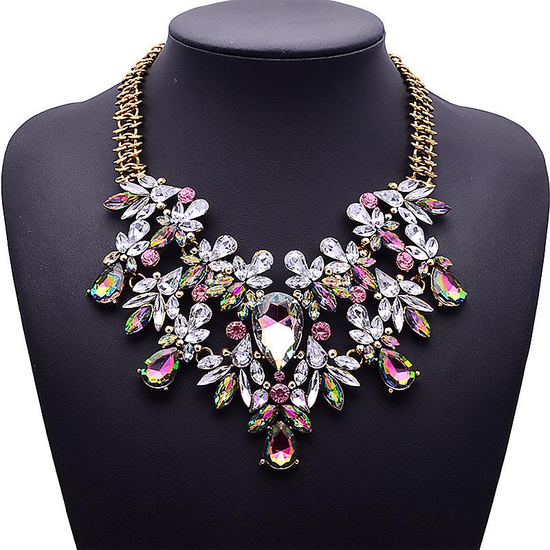 Chains Europe The Big Color Crystal Pendant Jewel Studded Short Necklace Exaggerated Retro Korean Female Jewelry Clavicle Chain LXHChains
Chains Europe The Big Color Crystal Pendant Jewel Studded Short Necklace Exaggerated Retro Korean Female Jewelry Clavicle Chain LXHChains