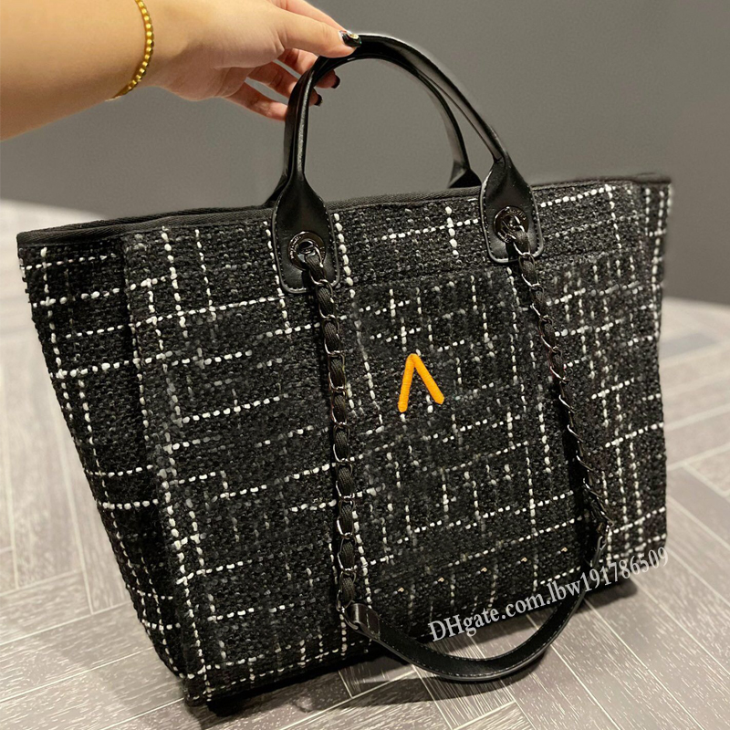 High quality 2022 luxury handbags Women Plain Beach Designer bags Womens canvas Pearl letter Handbag Shoulder Bag Fashion Large Capacity embroidered shopping Tote, Black
High quality 2022 luxury handbags Women Plain Beach Designer bags Womens canvas Pearl letter Handbag Shoulder Bag Fashion Large Capacity embroidered shopping Tote, Black