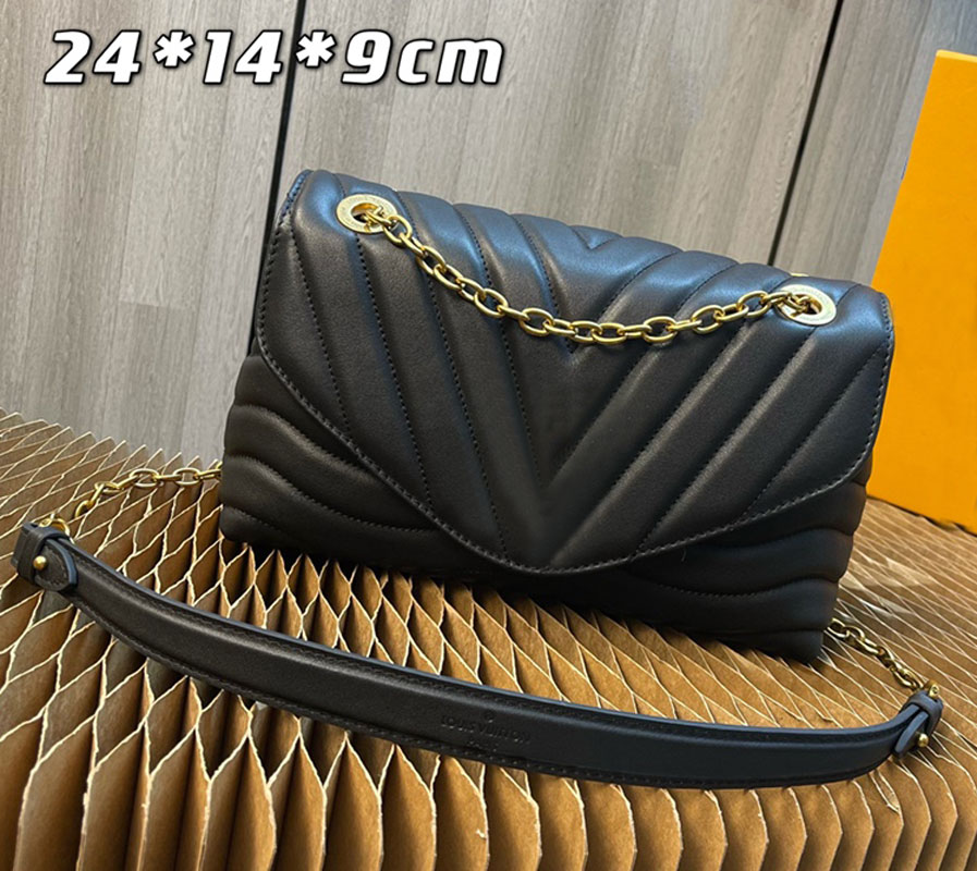 Designer tote bags 2021 senior cowhide Vintage postman bag small square new bag, Chocolate
Designer tote bags 2021 senior cowhide Vintage postman bag small square new bag, Chocolate