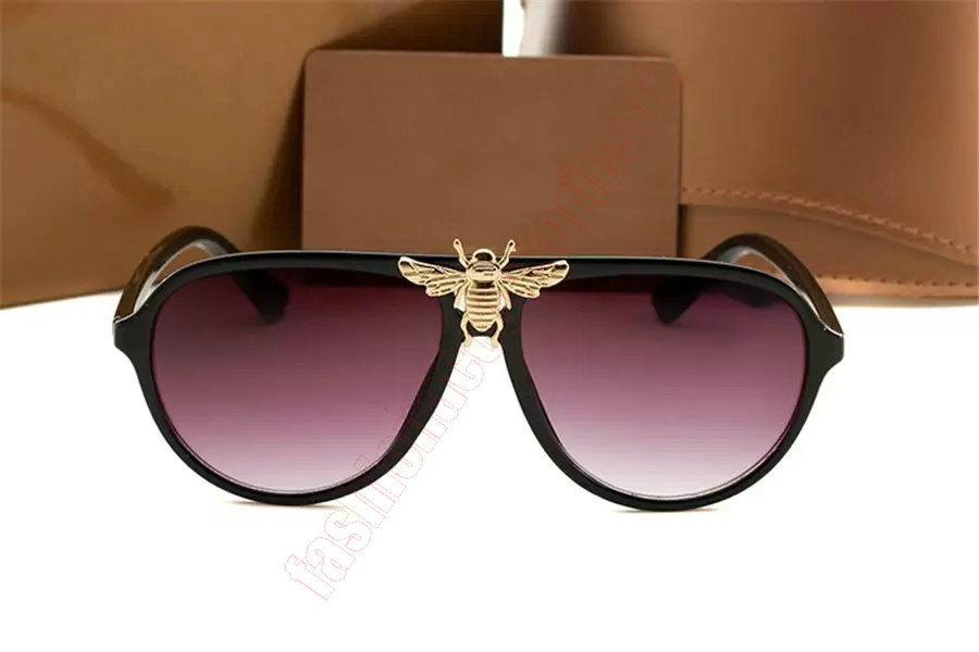 Bee Sunglasses Oversized Women Flat Top Quay Square Sun Glasses For Female Vintage Mirror Ladies Shades Uv400 Top Quality Noble Style Eyewear Lunette De Soleil 2587
Bee Sunglasses Oversized Women Flat Top Quay Square Sun Glasses For Female Vintage Mirror Ladies Shades Uv400 Top Quality Noble Style Eyewear Lunette De Soleil 2587