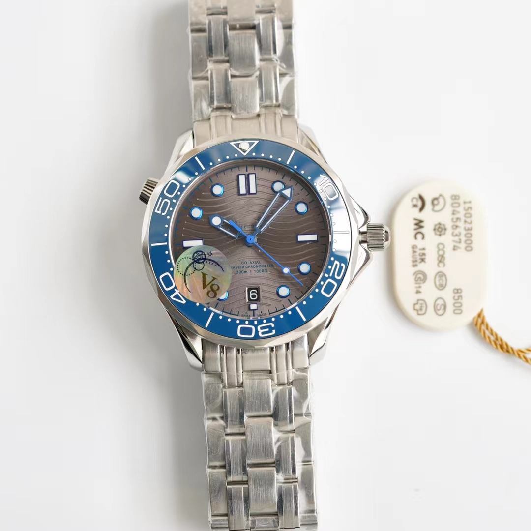 Luxury watch mens watch 39.5mm 8500 strap stainless steel case sapphire mirror fully automatic mechanical movement ty, Tool
Luxury watch mens watch 39.5mm 8500 strap stainless steel case sapphire mirror fully automatic mechanical movement ty, Tool