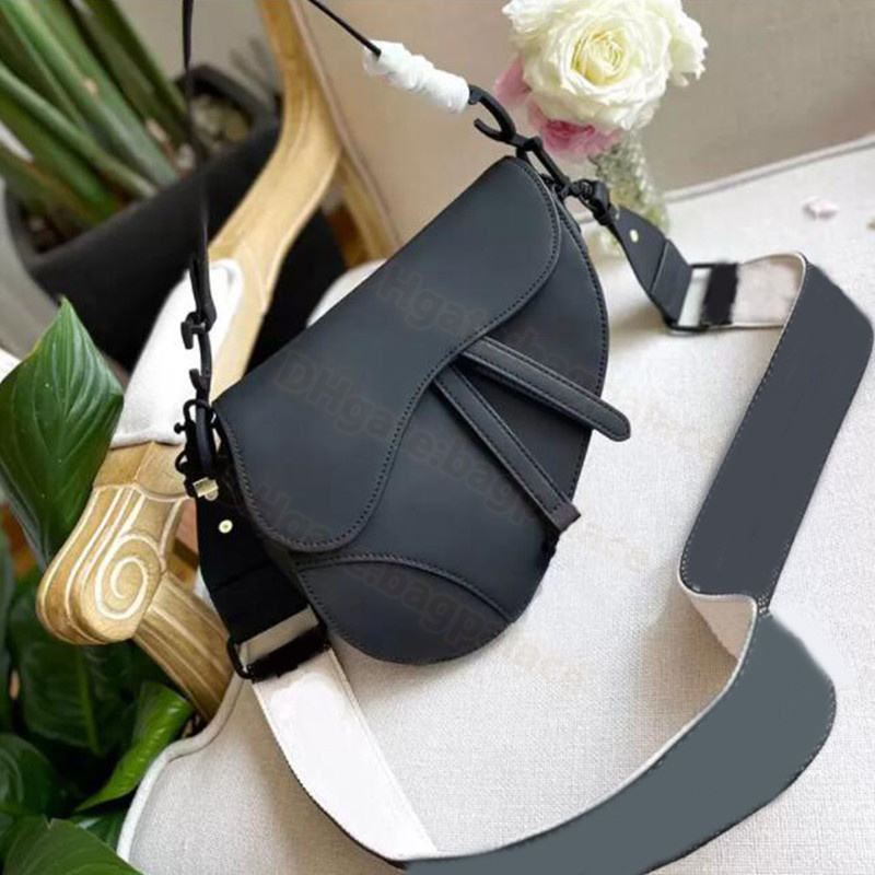 Stunning Luxury Designers Shoulder Bags Top Quality Luxurys Women Handbags Saddles Fashion Bag Party Handbag Girlfriend Gift Black Crossbody Clutch Purse Wallet, Color 1-with logo
Stunning Luxury Designers Shoulder Bags Top Quality Luxurys Women Handbags Saddles Fashion Bag Party Handbag Girlfriend Gift Black Crossbody Clutch Purse Wallet, Color 1-with logo