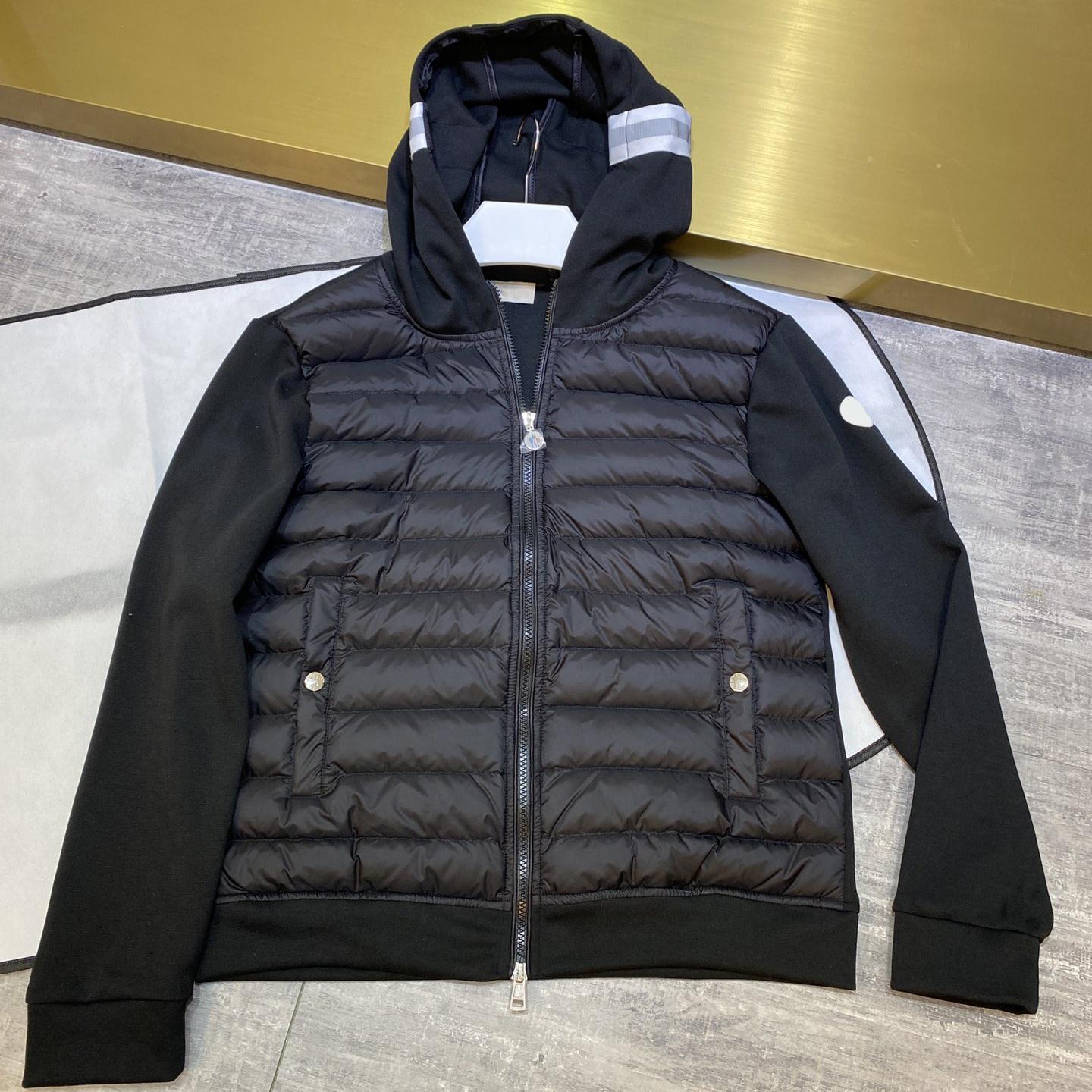 Designer France maya womens down jackets luxury MonC panel Women's Parkas French brand Embroidered Badges Outerwear, Supplement (not shipped separately)
Designer France maya womens down jackets luxury MonC panel Women's Parkas French brand Embroidered Badges Outerwear, Supplement (not shipped separately)
