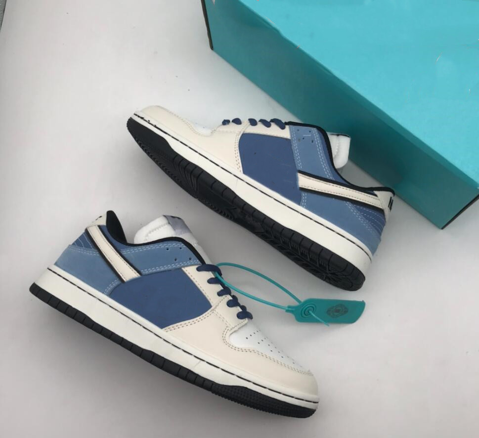 Brand Casual Shoes For Men Women Low Cut Lace-Up Leather Sneakers Trainers Outdoor Comfortable Wear-Resisting Skateboard Shoes 36-44 
Brand Casual Shoes For Men Women Low Cut Lace-Up Leather Sneakers Trainers Outdoor Comfortable Wear-Resisting Skateboard Shoes 36-44