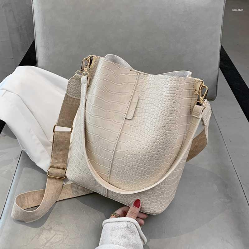 Evening Bags Vintage Crocodile Pattern Bucket Shoulder For Women Wide Strap Large Capacity PU Leather Work Ladies Crossbody 2022Evening, Beige
Evening Bags Vintage Crocodile Pattern Bucket Shoulder For Women Wide Strap Large Capacity PU Leather Work Ladies Crossbody 2022Evening, Beige