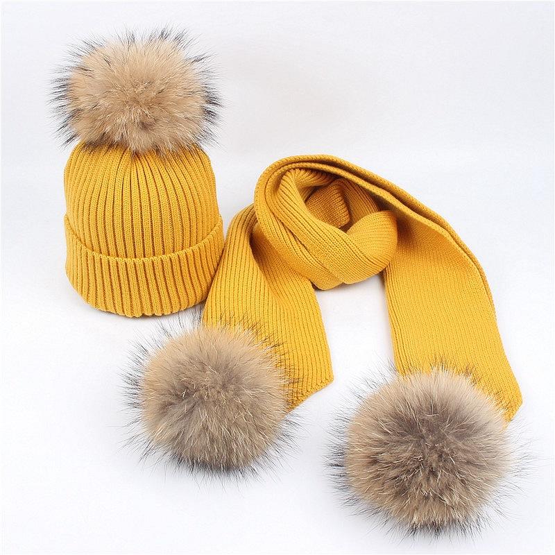 Berets 2022 Style Raccoon Fur Ball Wool Hat Scarf Suit Fashionable Girl Autumn And Winter Outdoor Warm Parent-child
Berets 2022 Style Raccoon Fur Ball Wool Hat Scarf Suit Fashionable Girl Autumn And Winter Outdoor Warm Parent-child