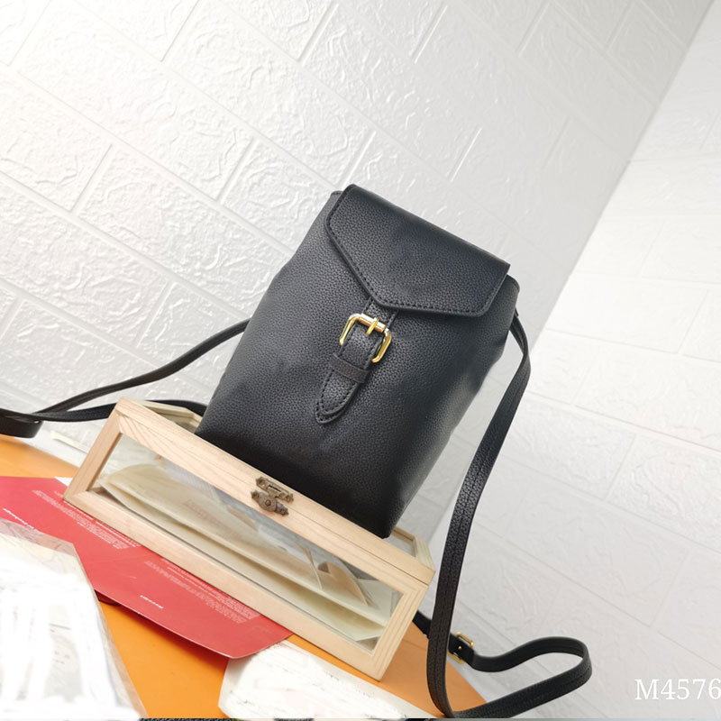 Tiny Backpack Shoulder Bag Cute Handbag Purse Crossbody Bags Genuine Leather Classic Letter Flower Adjustable Removable Strap Magnetic Buckl 
Tiny Backpack Shoulder Bag Cute Handbag Purse Crossbody Bags Genuine Leather Classic Letter Flower Adjustable Removable Strap Magnetic Buckl