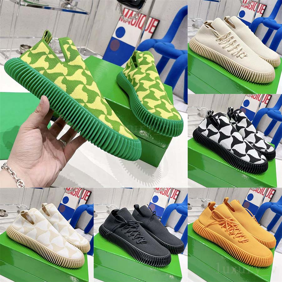 Designer Casual Shoes Men Sneakers Knitting Shoe Fashion Rubber Platform Socks Sports RunFitness Basketball Skateboard Daddy Shoes, Color 1
Designer Casual Shoes Men Sneakers Knitting Shoe Fashion Rubber Platform Socks Sports RunFitness Basketball Skateboard Daddy Shoes, Color 1