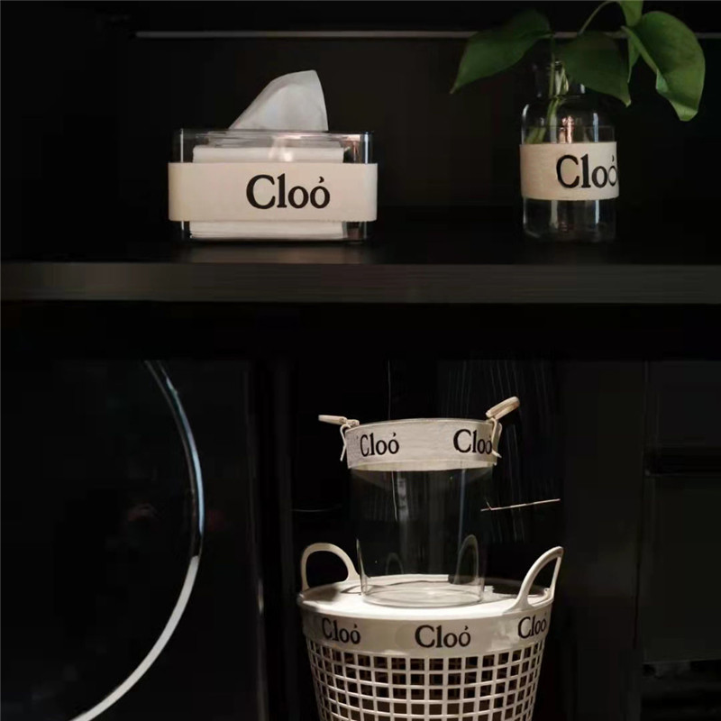 Transparent Tissues Box Luxury Designer Tissue Boxes Classic Trash Cans Fabric Band High Quality Home Decoration Car Room Decor Trash Can
Transparent Tissues Box Luxury Designer Tissue Boxes Classic Trash Cans Fabric Band High Quality Home Decoration Car Room Decor Trash Can