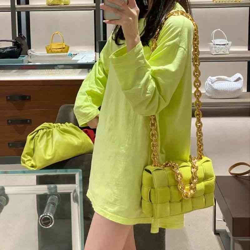 Handbags Venetas BVs Bottegas Messenger Woven Pillow Versatile Cassette Velvet Female Retro Cloud Bag Foreign Style Hand Shoulder 2GXU
Handbags Venetas BVs Bottegas Messenger Woven Pillow Versatile Cassette Velvet Female Retro Cloud Bag Foreign Style Hand Shoulder 2GXU
