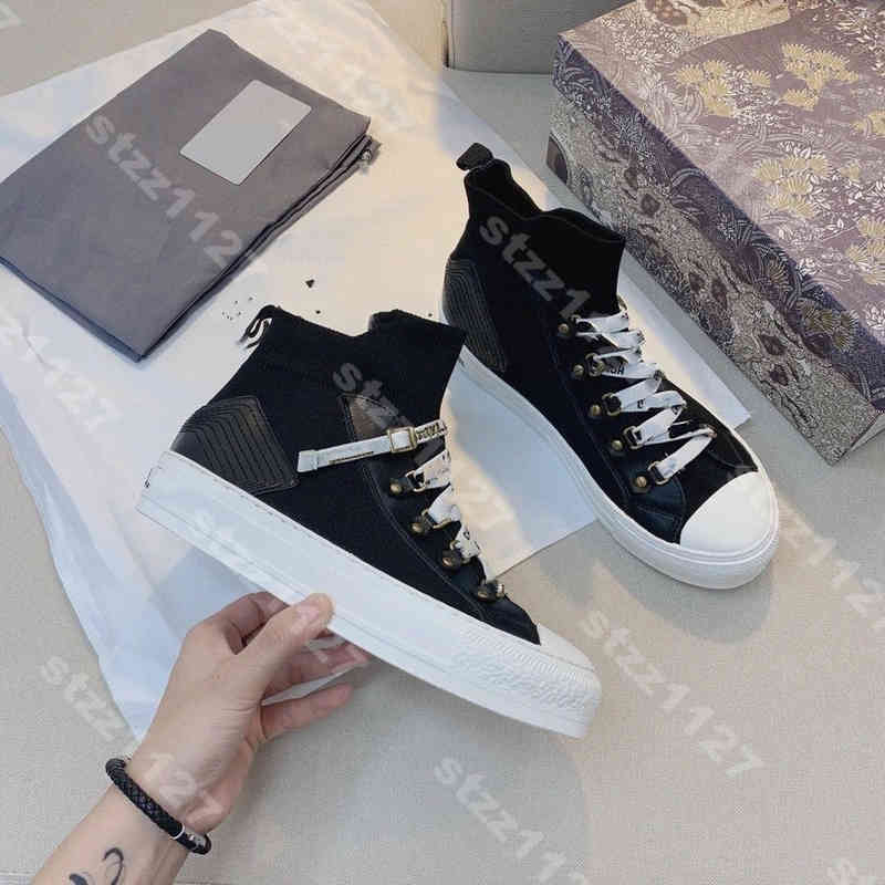 2021 Luxury design Arrival Women Walking Sneaker Blue Oblique Technical Mesh Sneakers Classic Platform Shoes Grils Lace-up Trainers, 1 no box
2021 Luxury design Arrival Women Walking Sneaker Blue Oblique Technical Mesh Sneakers Classic Platform Shoes Grils Lace-up Trainers, 1 no box