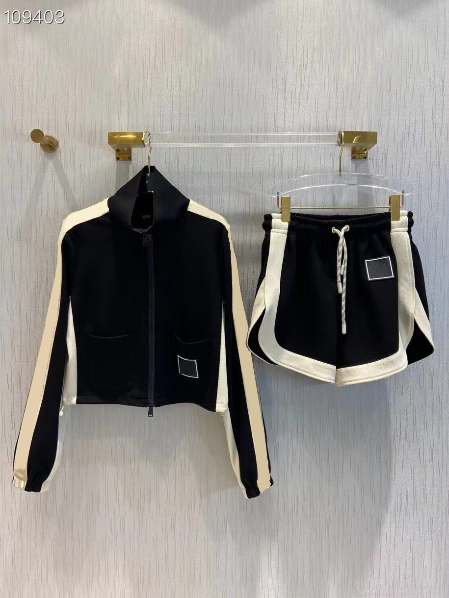 Women's Two Piece Pants With Letter Elasticated Waist Short Streetwear Fashion Turn-down Collar 22ss New Tracksuit, Black
Women's Two Piece Pants With Letter Elasticated Waist Short Streetwear Fashion Turn-down Collar 22ss New Tracksuit, Black