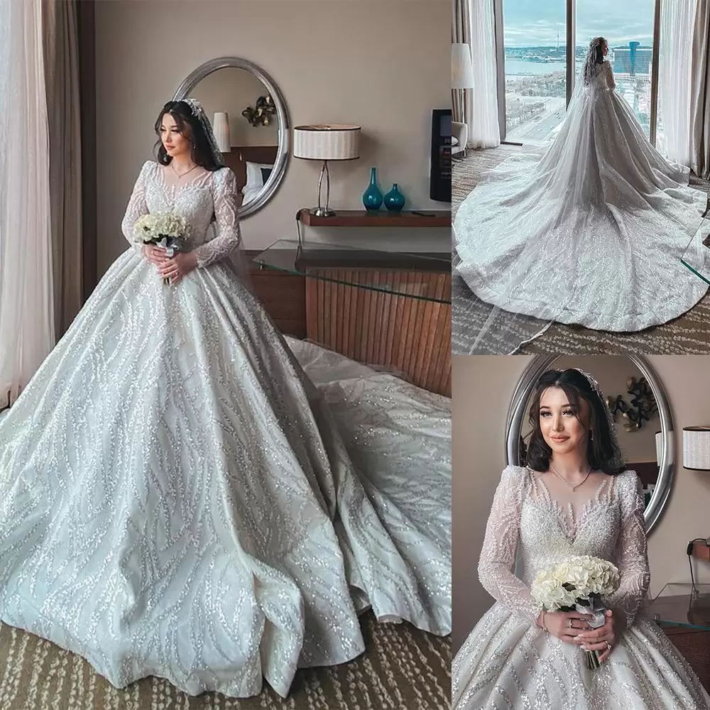 Luxury Princess Dubai Ball Gown Wedding Dresses V Neck Beaded Appliqued Embroidery Ruffles Two Shoulder Bridal Gown Vintage Plus Size robes de soiree