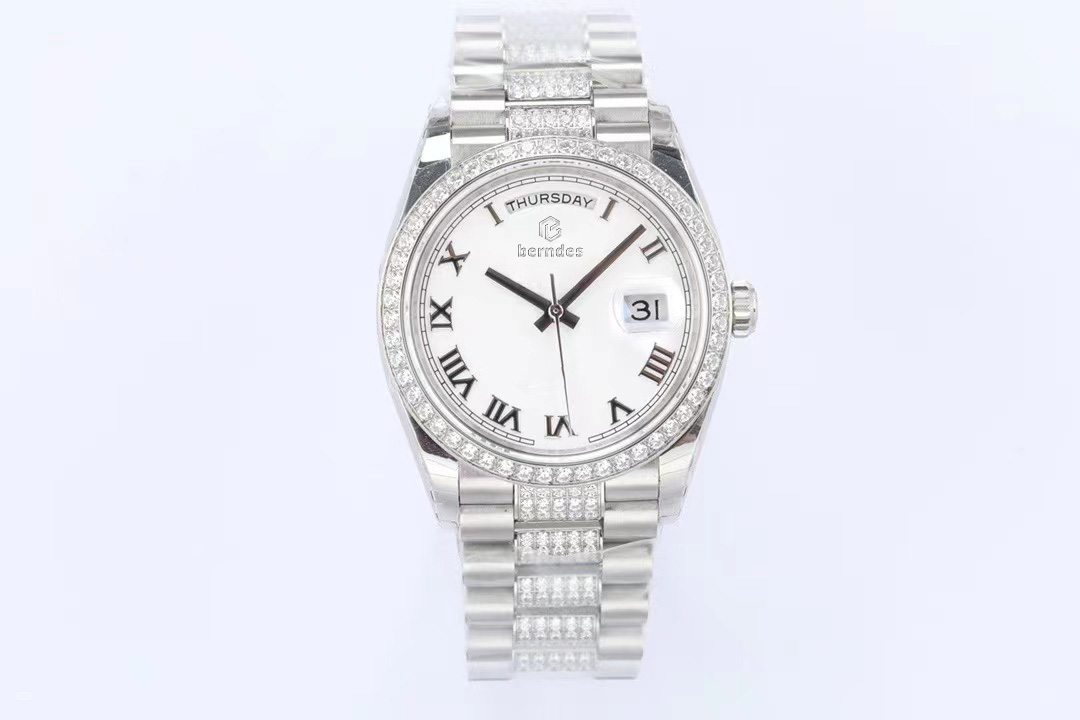 High quality automatic watch couple size diamond sapphire mirror deep waterproof, Colour 14
High quality automatic watch couple size diamond sapphire mirror deep waterproof, Colour 14