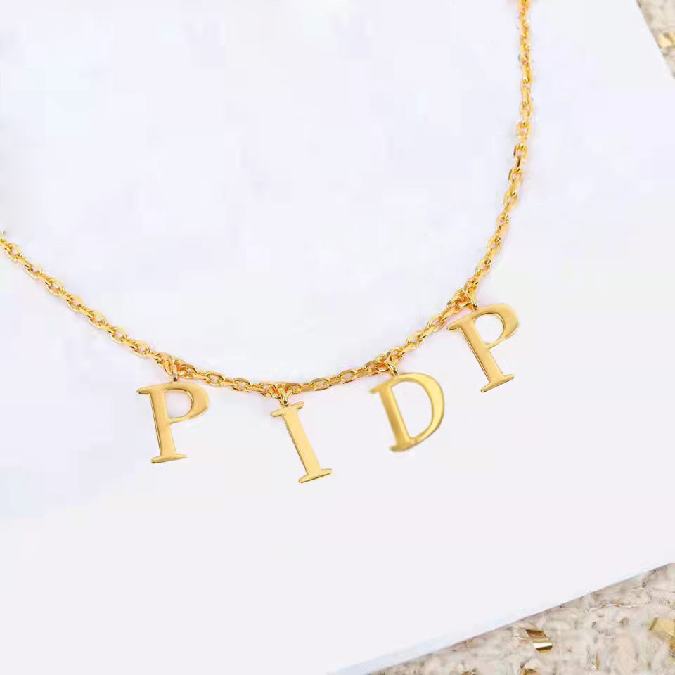 Designer Pendant Necklaces Jewelry letter bracelets long gold chain necklace Fashion bracelet for mens and women Party lovers Valentine's Day gifts high quality
Designer Pendant Necklaces Jewelry letter bracelets long gold chain necklace Fashion bracelet for mens and women Party lovers Valentine's Day gifts high quality