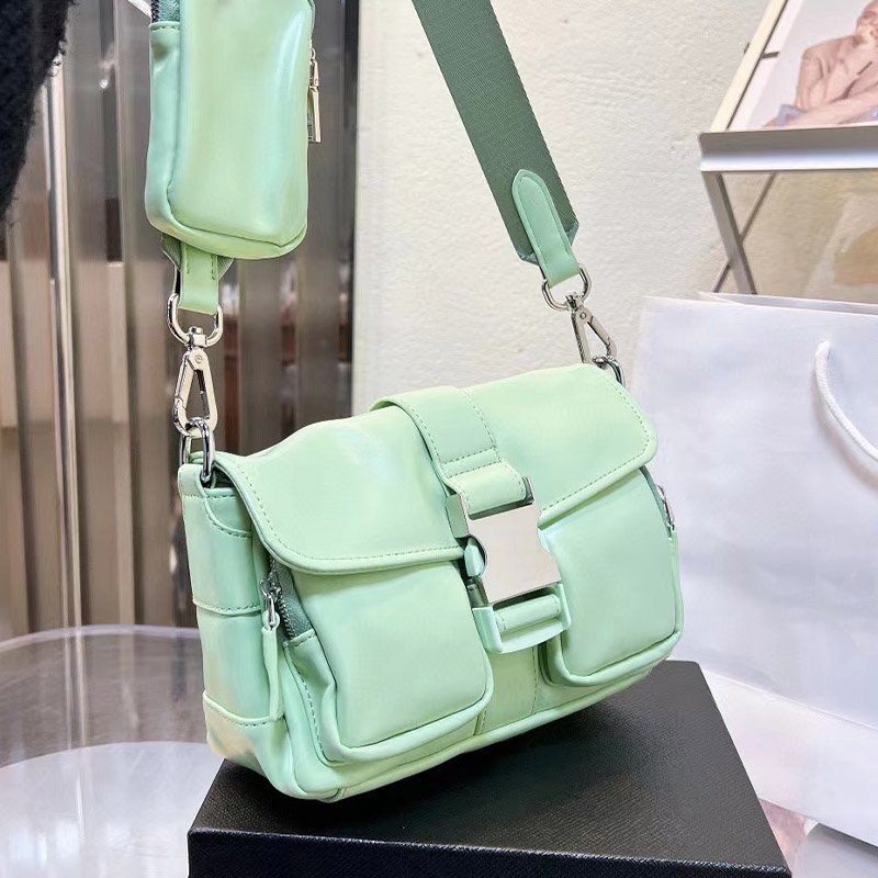 Arrival Women lady Shoulder Bag Design Pleated Saddle Cross Body With Coin Purse Girl locomotive street Handbag Vintage hobo Re-Edition Canvas leather bags, Multi-color
Arrival Women lady Shoulder Bag Design Pleated Saddle Cross Body With Coin Purse Girl locomotive street Handbag Vintage hobo Re-Edition Canvas leather bags, Multi-color