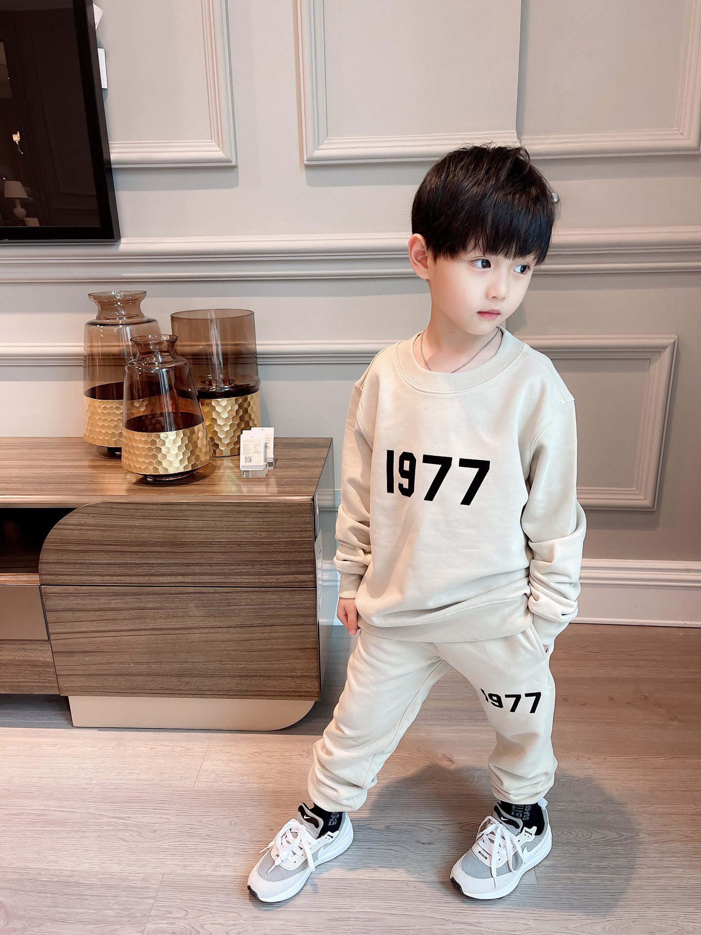High quality Kids boys Girls Sets Autumn Baby Boy 100% Cotton Hoodie Pants 2pcs/tracksuits Casual Sportwear Children's Clothes, Beige
High quality Kids boys Girls Sets Autumn Baby Boy 100% Cotton Hoodie Pants 2pcs/tracksuits Casual Sportwear Children's Clothes, Beige