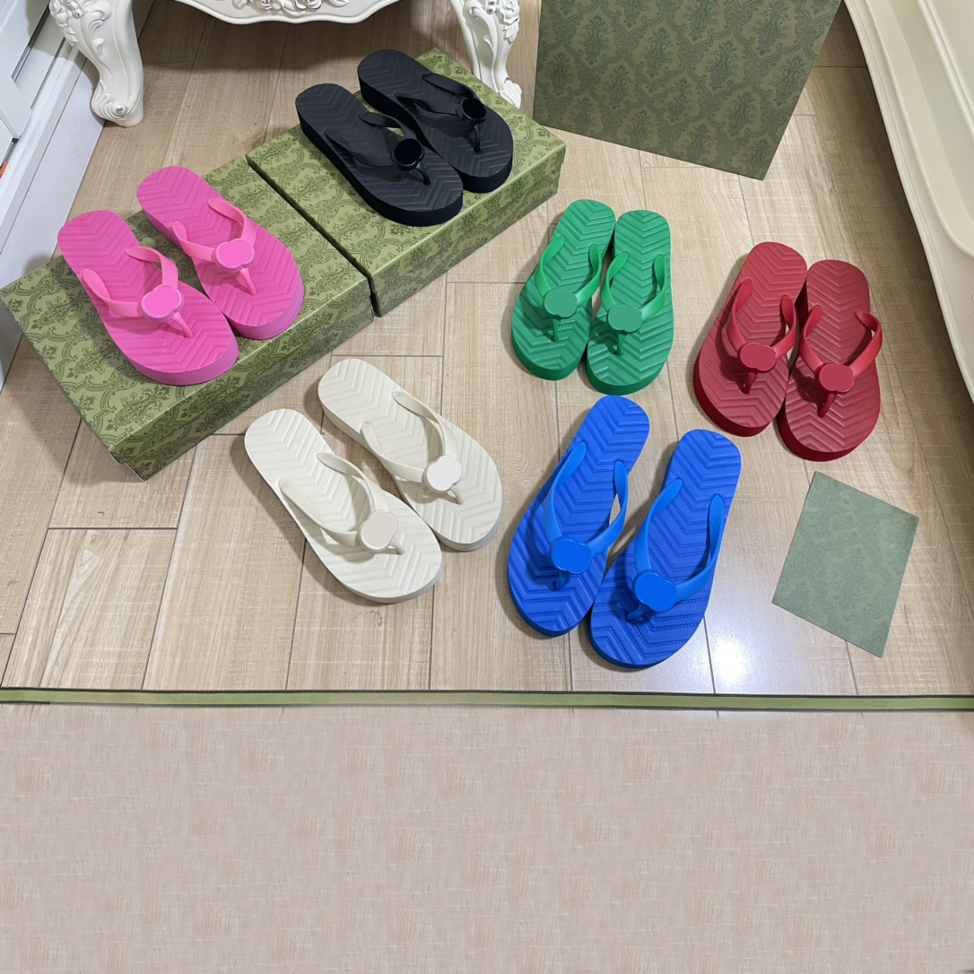 Designer slides latex slippers women sandals G letter logo slide summer beach fashion sneakers wide flat sole shoelace box dust bag size 35-42
Designer slides latex slippers women sandals G letter logo slide summer beach fashion sneakers wide flat sole shoelace box dust bag size 35-42