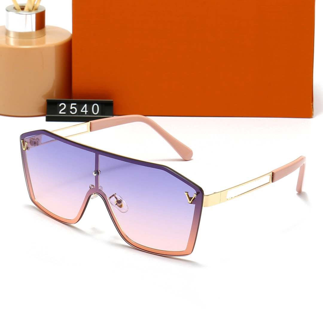 Fashion Men Designer Sunglasses For Women Sunglass Rectangle Eyewear Sun Glasses 8 Styles Beach Polarized UV400 Orange Pink Letter L Box New
Fashion Men Designer Sunglasses For Women Sunglass Rectangle Eyewear Sun Glasses 8 Styles Beach Polarized UV400 Orange Pink Letter L Box New
