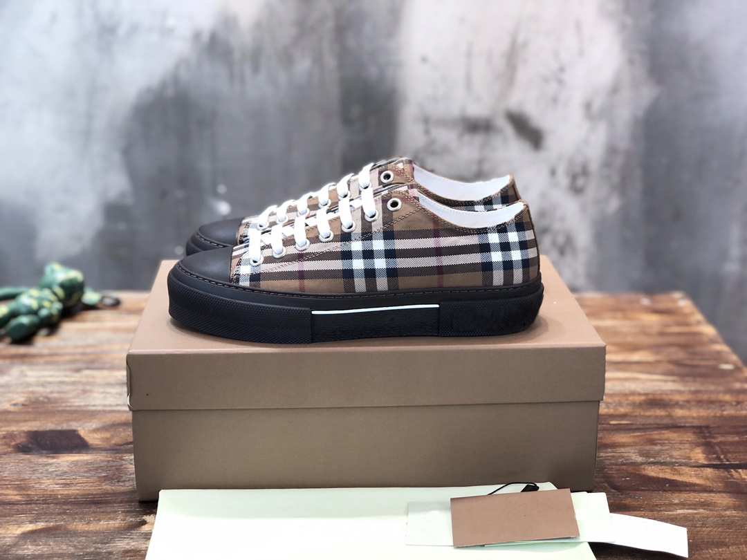 Check Cotton Sneakers Designer Vintage Print Canvas Casual Shoes Men Women Checks Sneaker Two-Tone Gabardine Shoe Printed Letters Top Quality Size 35-45, Customize
Check Cotton Sneakers Designer Vintage Print Canvas Casual Shoes Men Women Checks Sneaker Two-Tone Gabardine Shoe Printed Letters Top Quality Size 35-45, Customize
