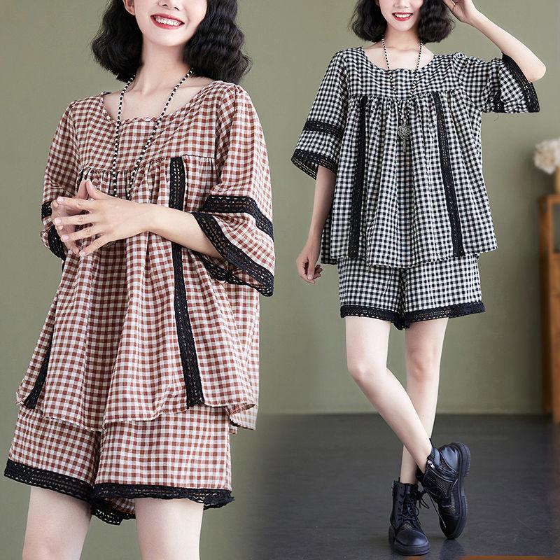 Women's Tracksuits Summer Suit Female Retro Hollow Lace Stitching Doll Shirt Shorts Loose Two Piece Set Korean Fashion Casual Sweet Outfits, Black
Women's Tracksuits Summer Suit Female Retro Hollow Lace Stitching Doll Shirt Shorts Loose Two Piece Set Korean Fashion Casual Sweet Outfits, Black