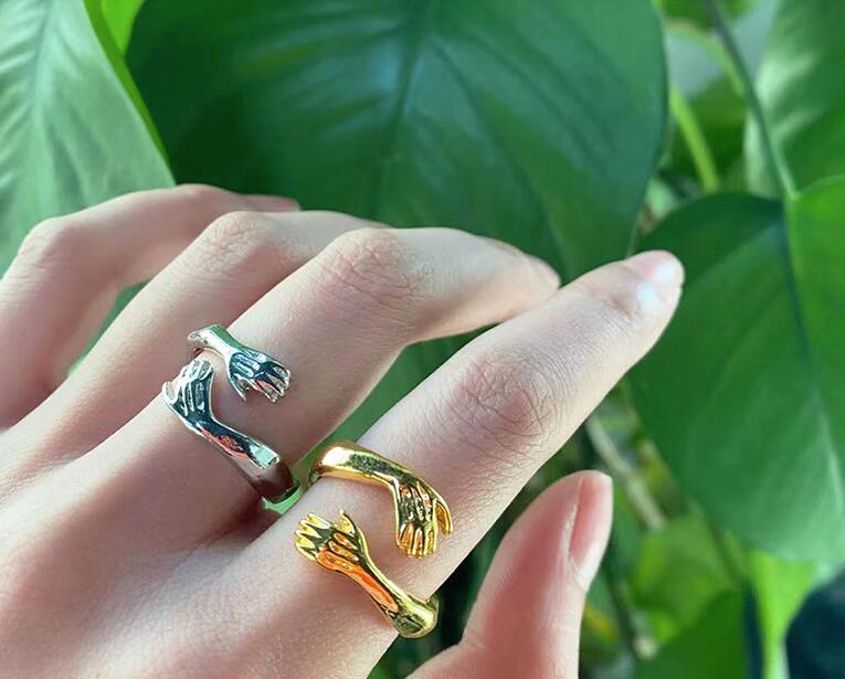 Vintage Romantic Love Hug Carved Hand Ring Love Forever Adjustable Hand Hug Ring For Women Men Fashion Aesthetic Jewelry GC888