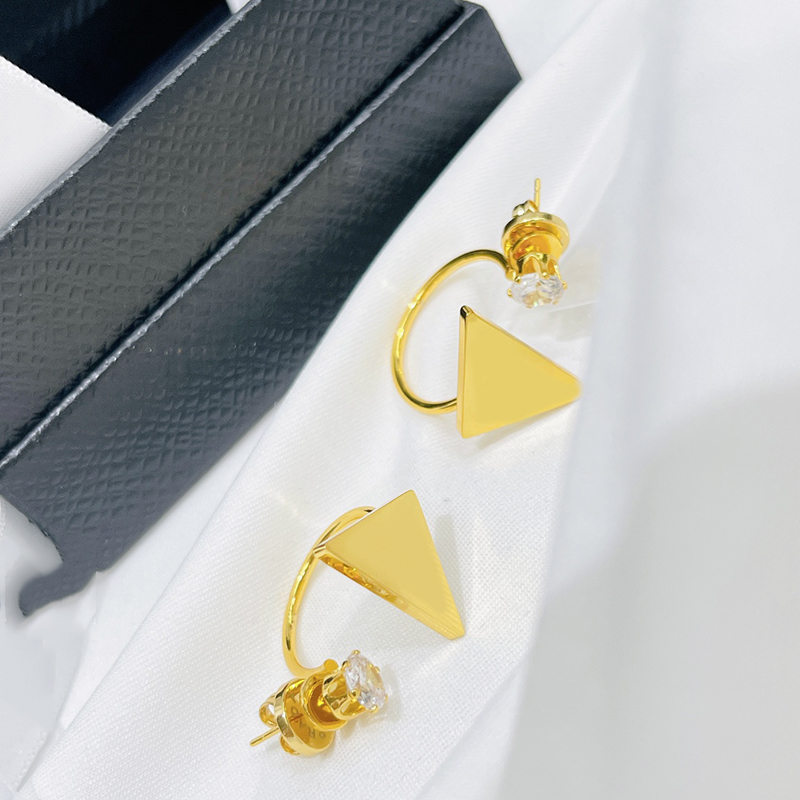 2022 Designer Earrings Earing Designers For Women Luxurys Designer Studs With Diamond Gold Earring Triangle P Letter Stud Earrings D2206143Z
2022 Designer Earrings Earing Designers For Women Luxurys Designer Studs With Diamond Gold Earring Triangle P Letter Stud Earrings D2206143Z