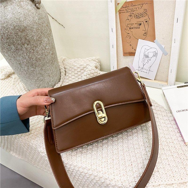 Evening Bags Vintage Crossbody Designer Women Pu Leather Messenger Sac A Main Flap Simple Shoulder Bag Female Handbags Solid 2022, Beige
Evening Bags Vintage Crossbody Designer Women Pu Leather Messenger Sac A Main Flap Simple Shoulder Bag Female Handbags Solid 2022, Beige