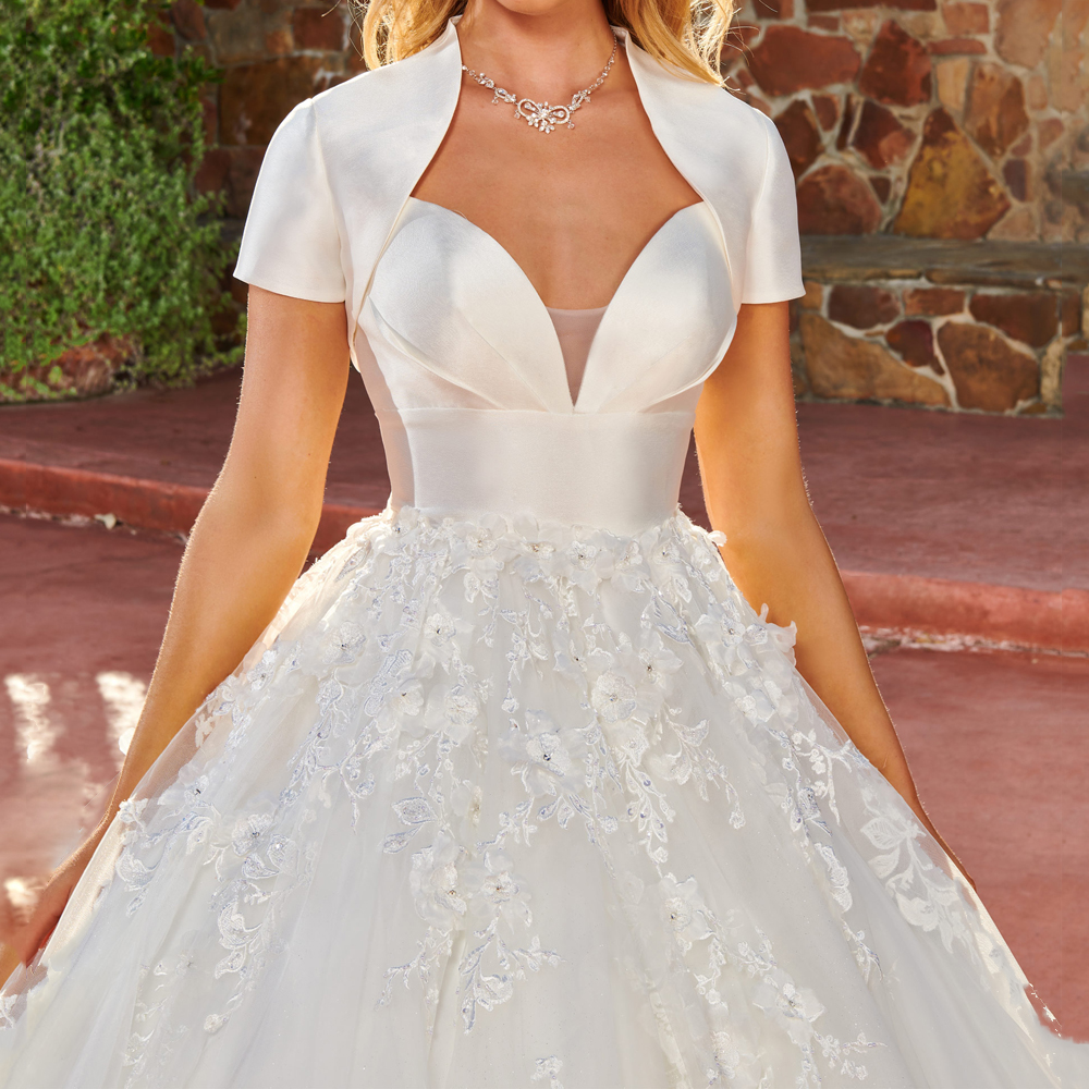 Fancy Ball Gown Wedding Dresses with Cape Bridal Gowns Court Train Sweetheart Spaghetti Tulle Organza with Applique