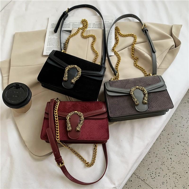 Shoulder Bags Chain For Women Fashion Small Crossbody Bag Flap Frosted Snake Pattern PU Leather Handbag Ladies Messenger BagShoulder, Black
Shoulder Bags Chain For Women Fashion Small Crossbody Bag Flap Frosted Snake Pattern PU Leather Handbag Ladies Messenger BagShoulder, Black