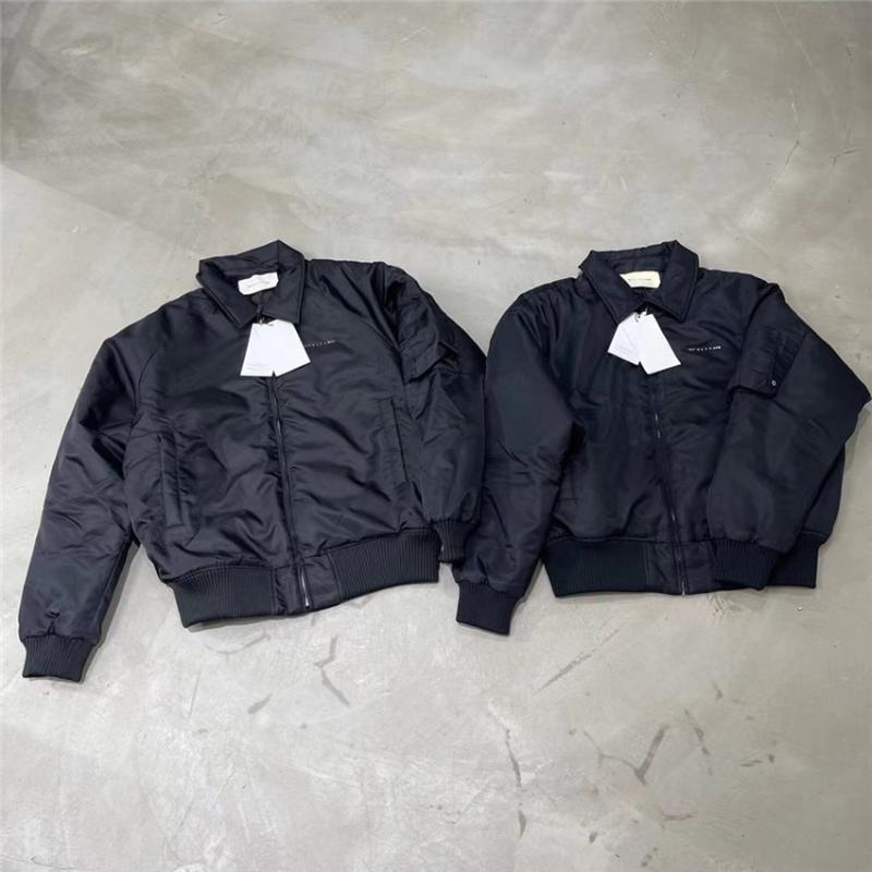 Men's Jackets ALYX 1017 9SM Bomber Jacket Men Women 1:1 High-Quality College Metal Logo Coats Varsity, Black;brown
Men's Jackets ALYX 1017 9SM Bomber Jacket Men Women 1:1 High-Quality College Metal Logo Coats Varsity, Black;brown