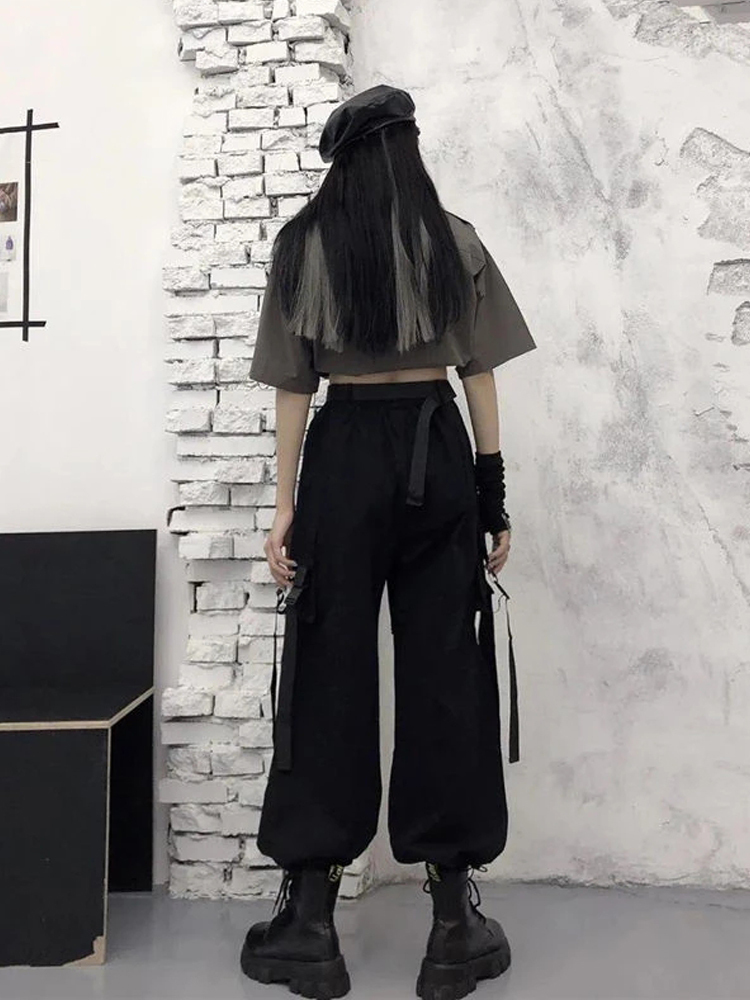 HOUZHOU Gothic Streetwear Women's Cargo Pants with Chain Punk Techwear Black Oversize Korean Fashion Wide Leg Trousers Alt 220325