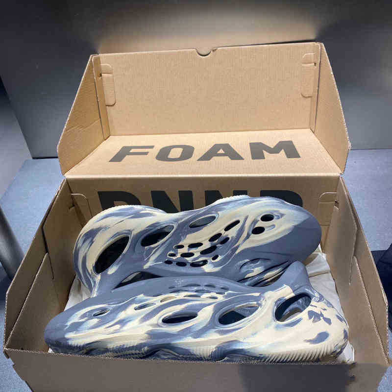 Fashion Mens Designer Slippers Coconut Cave Shoes Foam Rnnr Ash Yellow Midnight Blue Pure Original Poison High Quality, Midnight blue pure original with
Fashion Mens Designer Slippers Coconut Cave Shoes Foam Rnnr Ash Yellow Midnight Blue Pure Original Poison High Quality, Midnight blue pure original with