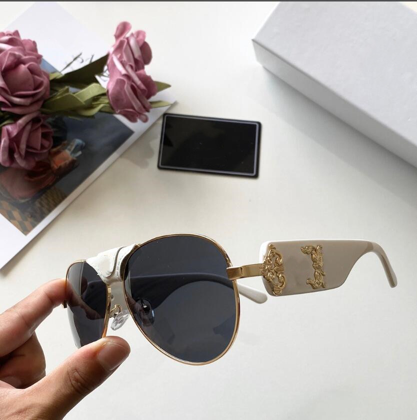 high quality famous sunglasses oversized flat top ladies sun glasses chain women square frames fashion designer with packaging boxes shades Sonnenbrillen
high quality famous sunglasses oversized flat top ladies sun glasses chain women square frames fashion designer with packaging boxes shades Sonnenbrillen