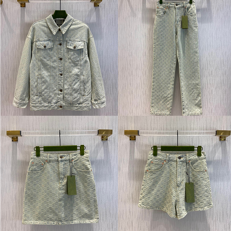 Designer Women Letters Embroidered Denim Jackets High Street Turn Down Collar Long Sleeve Loose Coat Casual 2022 Fashion Jacket, Beige
Designer Women Letters Embroidered Denim Jackets High Street Turn Down Collar Long Sleeve Loose Coat Casual 2022 Fashion Jacket, Beige