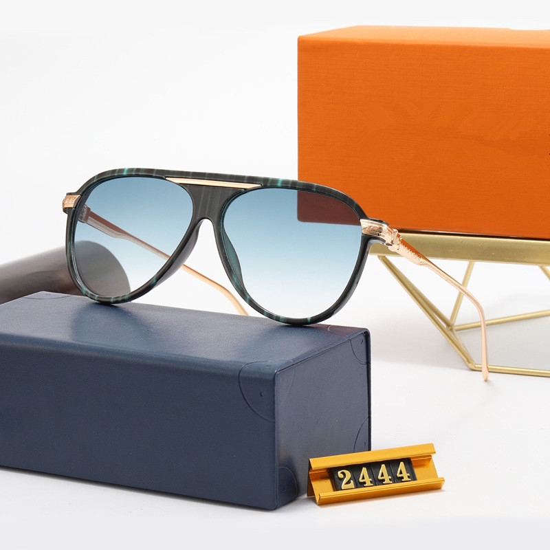 Luxury Sunglasses Designer Collection Brand Glasses Plate Frame Classic Letter Graphic Top Quality Goggles Summer Outdoor Driving Beach UV400 Sunglasses L-2444
Luxury Sunglasses Designer Collection Brand Glasses Plate Frame Classic Letter Graphic Top Quality Goggles Summer Outdoor Driving Beach UV400 Sunglasses L-2444