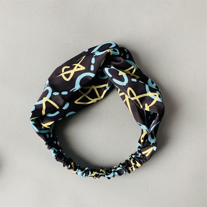 Fashion Classic Silk Headbands Luxury Designer Jewelry Headwear Women 5 Colors Hairband Elastic Band Headband Wear Beach Dress Acc263y
Fashion Classic Silk Headbands Luxury Designer Jewelry Headwear Women 5 Colors Hairband Elastic Band Headband Wear Beach Dress Acc263y