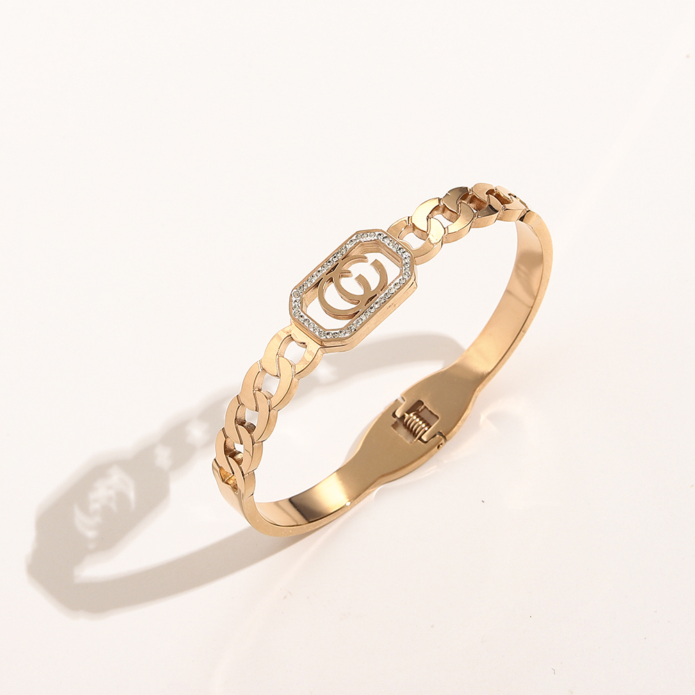 New Style Bracelets Women Bangle Luxury Designer Jewelry Crystal Rose Gold Plated Stainless steel Bracelet Womens Bangles Party Wedding Gifts ZG1089
New Style Bracelets Women Bangle Luxury Designer Jewelry Crystal Rose Gold Plated Stainless steel Bracelet Womens Bangles Party Wedding Gifts ZG1089