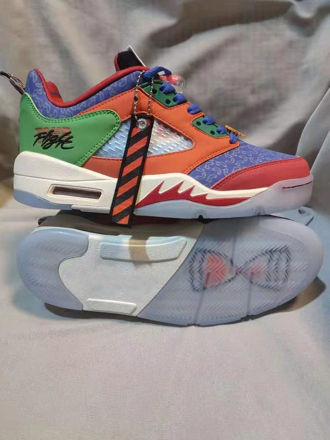 jumpman 5s 5 Low Doernbecher sports Basketball Shoes high quality Men Sneakers CQ9541 704 designer platform mens woman SKU DR6287-486, Unc
jumpman 5s 5 Low Doernbecher sports Basketball Shoes high quality Men Sneakers CQ9541 704 designer platform mens woman SKU DR6287-486, Unc